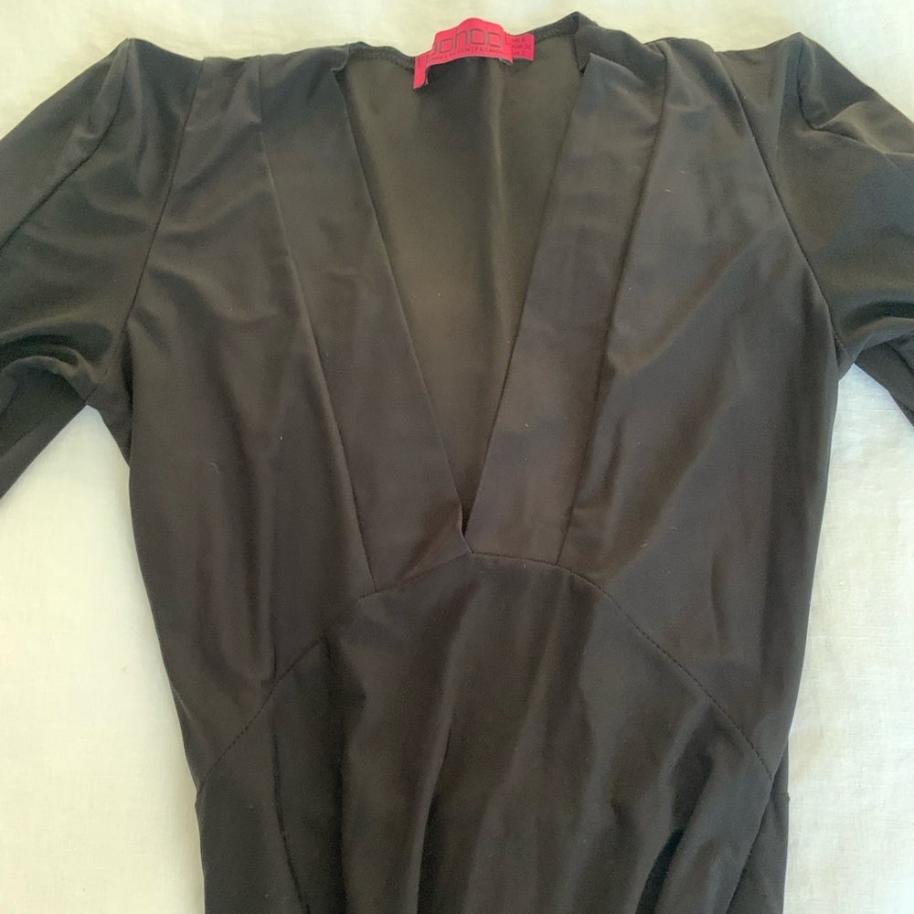 Boohoo stretch deep v neck bodysuit